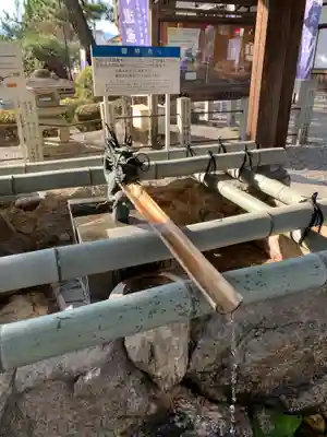 建部大社の手水舎