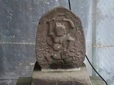 二柱神社の仏像