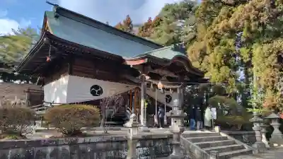 豊景神社の{uncategorized: "未分類", other: "その他", undefined: "問題あり", building: "その他建物", grave: "お墓", sacred_gate: "鳥居", guardian: "狛犬", statue: "像", buddha: "仏像", history: "歴史", nature: "自然", garden: "庭園", animal: "動物", pagoda: "塔", temizu: "手水舎", mountain_gate: "山門・神門", sanctuary: "本殿・本堂", subordinate: "末社・摂社", art: "芸術", scenery: "景色", jizo: "地蔵", ema: "絵馬", goshuin: "御朱印", omikuji: "おみくじ", items: "授与品その他", amulet: "お守り", goshuincho: "御朱印帳", eats: "食事", festival: "お祭り", votive_dance: "神楽", shichigosan: "七五三参", wedding: "結婚式", experience: "体験その他", initially: "初詣", around: "周辺", anti_infection: "感染症対策"}