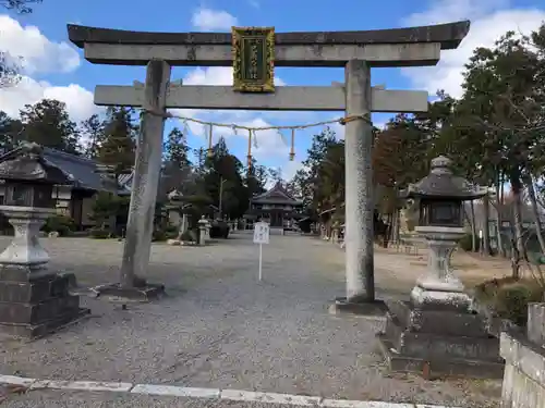 己爾乃神社の鳥居