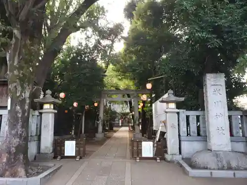 神明氷川神社の鳥居