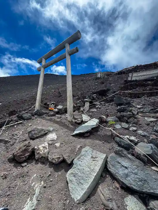 富士山頂上浅間大社奥宮(静岡県)