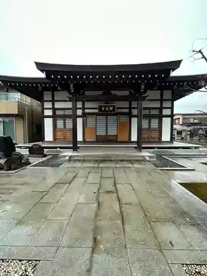 薬王寺の本殿・本堂