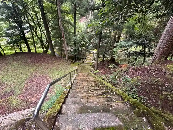 三柱神社(兵庫県)