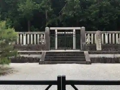 天智天皇陵(山科陵)の本殿・本堂