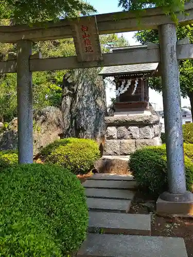 白山神社の鳥居
