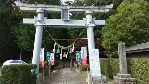 滑川神社 - 仕事と子どもの守り神の鳥居