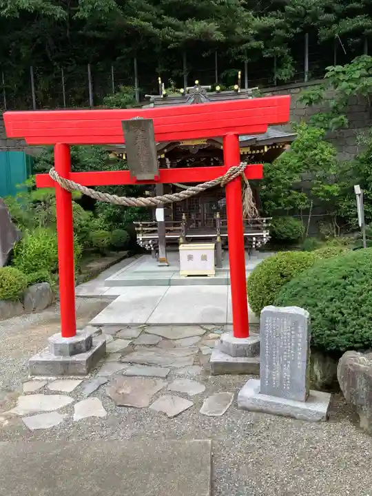 武州柿生琴平神社の末社・摂社