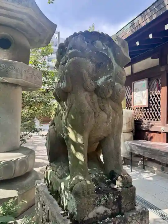 白峯神宮の{uncategorized: "未分類", other: "その他", undefined: "問題あり", building: "その他建物", grave: "お墓", sacred_gate: "鳥居", guardian: "狛犬", statue: "像", buddha: "仏像", history: "歴史", nature: "自然", garden: "庭園", animal: "動物", pagoda: "塔", temizu: "手水舎", mountain_gate: "山門・神門", sanctuary: "本殿・本堂", subordinate: "末社・摂社", art: "芸術", scenery: "景色", jizo: "地蔵", ema: "絵馬", goshuin: "御朱印", omikuji: "おみくじ", items: "授与品その他", amulet: "お守り", goshuincho: "御朱印帳", eats: "食事", festival: "お祭り", votive_dance: "神楽", shichigosan: "七五三参", wedding: "結婚式", experience: "体験その他", initially: "初詣", around: "周辺", anti_infection: "感染症対策"}