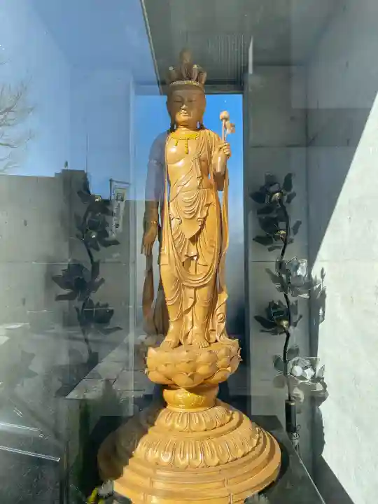 清立院の{uncategorized: "未分類", other: "その他", undefined: "問題あり", building: "その他建物", grave: "お墓", sacred_gate: "鳥居", guardian: "狛犬", statue: "像", buddha: "仏像", history: "歴史", nature: "自然", garden: "庭園", animal: "動物", pagoda: "塔", temizu: "手水舎", mountain_gate: "山門・神門", sanctuary: "本殿・本堂", subordinate: "末社・摂社", art: "芸術", scenery: "景色", jizo: "地蔵", ema: "絵馬", goshuin: "御朱印", omikuji: "おみくじ", items: "授与品その他", amulet: "お守り", goshuincho: "御朱印帳", eats: "食事", festival: "お祭り", votive_dance: "神楽", shichigosan: "七五三参", wedding: "結婚式", experience: "体験その他", initially: "初詣", around: "周辺", anti_infection: "感染症対策"}