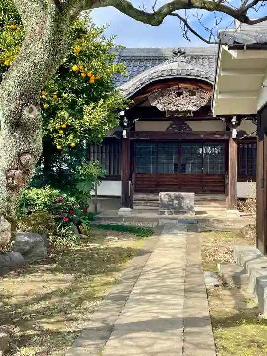蓮乗院の{uncategorized: "未分類", other: "その他", undefined: "問題あり", building: "その他建物", grave: "お墓", sacred_gate: "鳥居", guardian: "狛犬", statue: "像", buddha: "仏像", history: "歴史", nature: "自然", garden: "庭園", animal: "動物", pagoda: "塔", temizu: "手水舎", mountain_gate: "山門・神門", sanctuary: "本殿・本堂", subordinate: "末社・摂社", art: "芸術", scenery: "景色", jizo: "地蔵", ema: "絵馬", goshuin: "御朱印", omikuji: "おみくじ", items: "授与品その他", amulet: "お守り", goshuincho: "御朱印帳", eats: "食事", festival: "お祭り", votive_dance: "神楽", shichigosan: "七五三参", wedding: "結婚式", experience: "体験その他", initially: "初詣", around: "周辺", anti_infection: "感染症対策"}