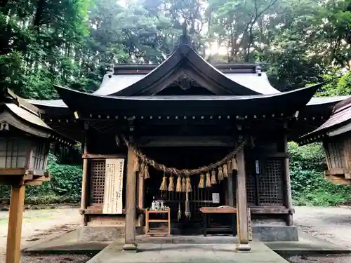 落立神社の本殿・本堂