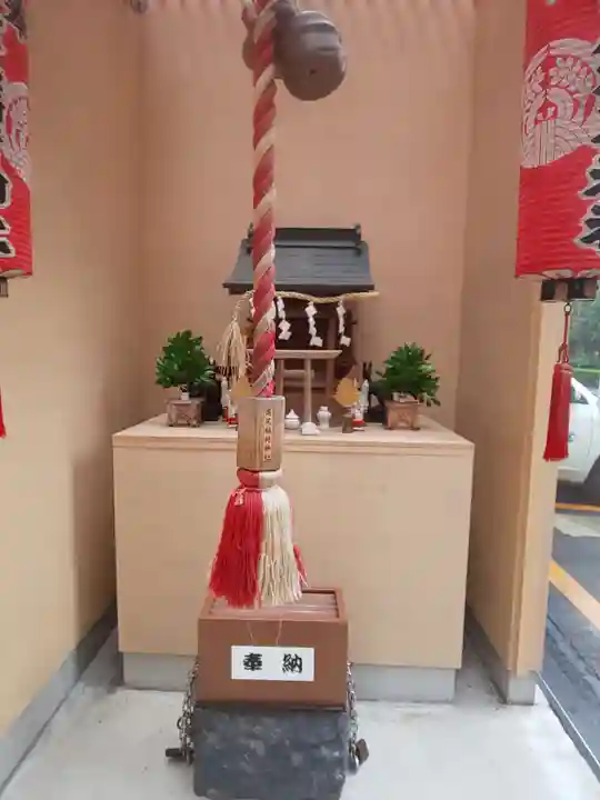 高尾稲荷神社の本殿・本堂