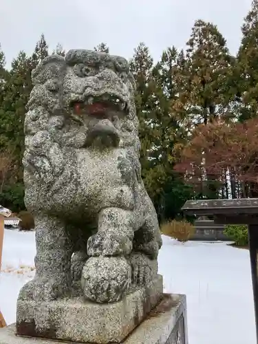 居多神社の狛犬