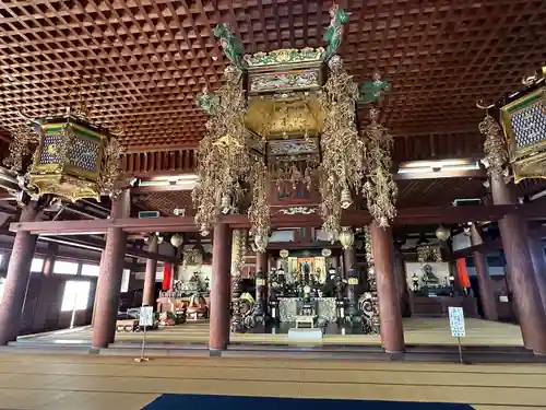 常楽寺の本殿・本堂