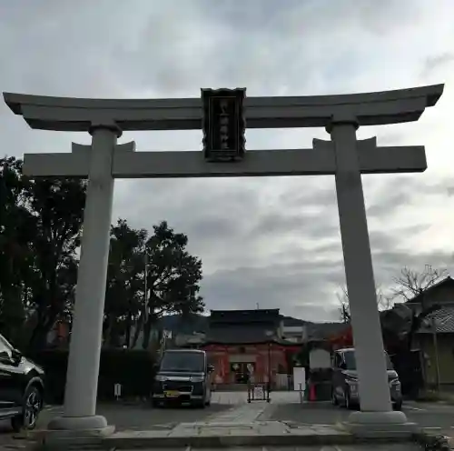 折上稲荷神社の{uncategorized: "未分類", other: "その他", undefined: "問題あり", building: "その他建物", grave: "お墓", sacred_gate: "鳥居", guardian: "狛犬", statue: "像", buddha: "仏像", history: "歴史", nature: "自然", garden: "庭園", animal: "動物", pagoda: "塔", temizu: "手水舎", mountain_gate: "山門・神門", sanctuary: "本殿・本堂", subordinate: "末社・摂社", art: "芸術", scenery: "景色", jizo: "地蔵", ema: "絵馬", goshuin: "御朱印", omikuji: "おみくじ", items: "授与品その他", amulet: "お守り", goshuincho: "御朱印帳", eats: "食事", festival: "お祭り", votive_dance: "神楽", shichigosan: "七五三参", wedding: "結婚式", experience: "体験その他", initially: "初詣", around: "周辺", anti_infection: "感染症対策"}