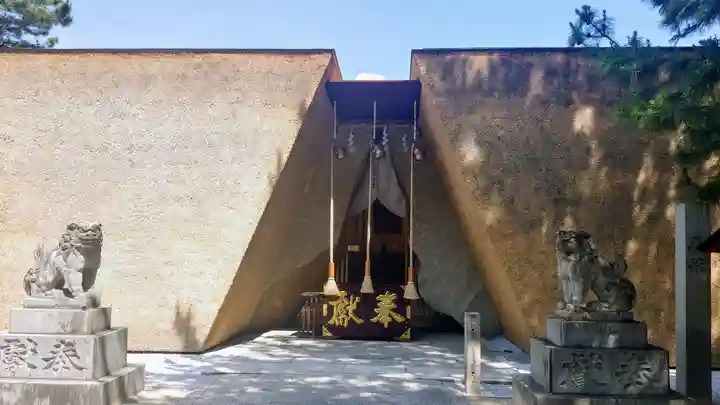 鳥飼八幡宮の本殿・本堂