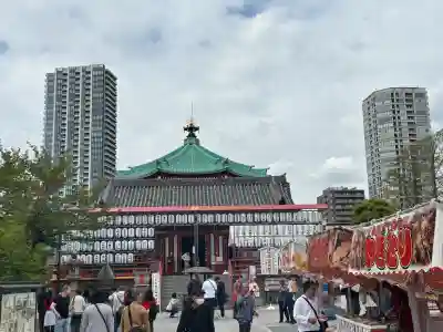 寛永寺不忍池弁天堂の{uncategorized: "未分類", other: "その他", undefined: "問題あり", building: "その他建物", grave: "お墓", sacred_gate: "鳥居", guardian: "狛犬", statue: "像", buddha: "仏像", history: "歴史", nature: "自然", garden: "庭園", animal: "動物", pagoda: "塔", temizu: "手水舎", mountain_gate: "山門・神門", sanctuary: "本殿・本堂", subordinate: "末社・摂社", art: "芸術", scenery: "景色", jizo: "地蔵", ema: "絵馬", goshuin: "御朱印", omikuji: "おみくじ", items: "授与品その他", amulet: "お守り", goshuincho: "御朱印帳", eats: "食事", festival: "お祭り", votive_dance: "神楽", shichigosan: "七五三参", wedding: "結婚式", experience: "体験その他", initially: "初詣", around: "周辺", anti_infection: "感染症対策"}