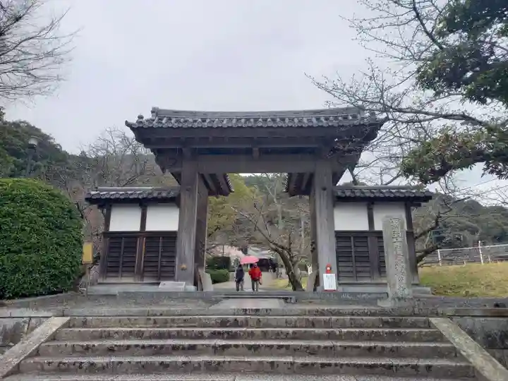 繁多寺の山門・神門
