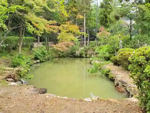 廣田神社の庭園