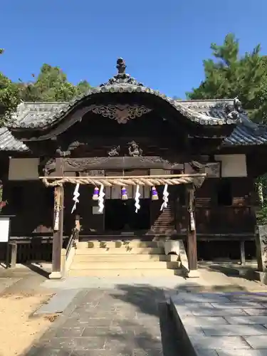 田潮八幡神社の本殿