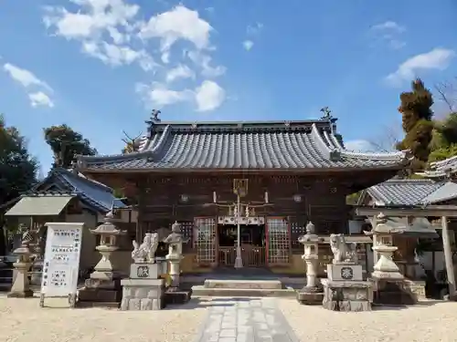 殖栗神社の本殿・本堂