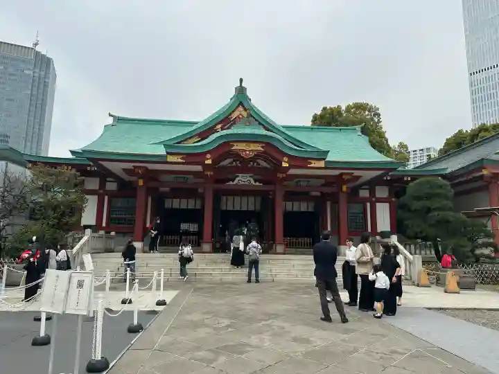 日枝神社の{uncategorized: "未分類", other: "その他", undefined: "問題あり", building: "その他建物", grave: "お墓", sacred_gate: "鳥居", guardian: "狛犬", statue: "像", buddha: "仏像", history: "歴史", nature: "自然", garden: "庭園", animal: "動物", pagoda: "塔", temizu: "手水舎", mountain_gate: "山門・神門", sanctuary: "本殿・本堂", subordinate: "末社・摂社", art: "芸術", scenery: "景色", jizo: "地蔵", ema: "絵馬", goshuin: "御朱印", omikuji: "おみくじ", items: "授与品その他", amulet: "お守り", goshuincho: "御朱印帳", eats: "食事", festival: "お祭り", votive_dance: "神楽", shichigosan: "七五三参", wedding: "結婚式", experience: "体験その他", initially: "初詣", around: "周辺", anti_infection: "感染症対策"}