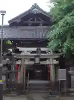 被官稲荷神社の本殿・本堂