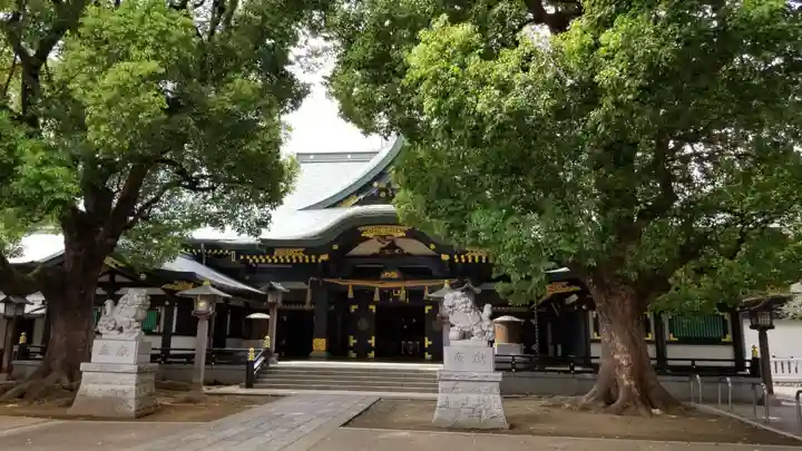 穴八幡宮の本殿・本堂
