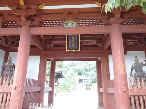 叡福寺の山門