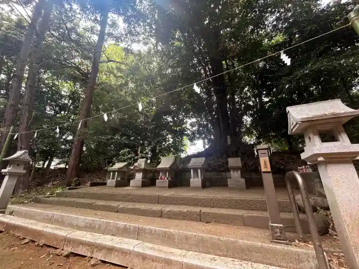 比々多神社の{uncategorized: "未分類", other: "その他", undefined: "問題あり", building: "その他建物", grave: "お墓", sacred_gate: "鳥居", guardian: "狛犬", statue: "像", buddha: "仏像", history: "歴史", nature: "自然", garden: "庭園", animal: "動物", pagoda: "塔", temizu: "手水舎", mountain_gate: "山門・神門", sanctuary: "本殿・本堂", subordinate: "末社・摂社", art: "芸術", scenery: "景色", jizo: "地蔵", ema: "絵馬", goshuin: "御朱印", omikuji: "おみくじ", items: "授与品その他", amulet: "お守り", goshuincho: "御朱印帳", eats: "食事", festival: "お祭り", votive_dance: "神楽", shichigosan: "七五三参", wedding: "結婚式", experience: "体験その他", initially: "初詣", around: "周辺", anti_infection: "感染症対策"}
