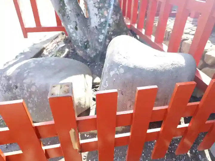 旗上弁財天社の{uncategorized: "未分類", other: "その他", undefined: "問題あり", building: "その他建物", grave: "お墓", sacred_gate: "鳥居", guardian: "狛犬", statue: "像", buddha: "仏像", history: "歴史", nature: "自然", garden: "庭園", animal: "動物", pagoda: "塔", temizu: "手水舎", mountain_gate: "山門・神門", sanctuary: "本殿・本堂", subordinate: "末社・摂社", art: "芸術", scenery: "景色", jizo: "地蔵", ema: "絵馬", goshuin: "御朱印", omikuji: "おみくじ", items: "授与品その他", amulet: "お守り", goshuincho: "御朱印帳", eats: "食事", festival: "お祭り", votive_dance: "神楽", shichigosan: "七五三参", wedding: "結婚式", experience: "体験その他", initially: "初詣", around: "周辺", anti_infection: "感染症対策"}