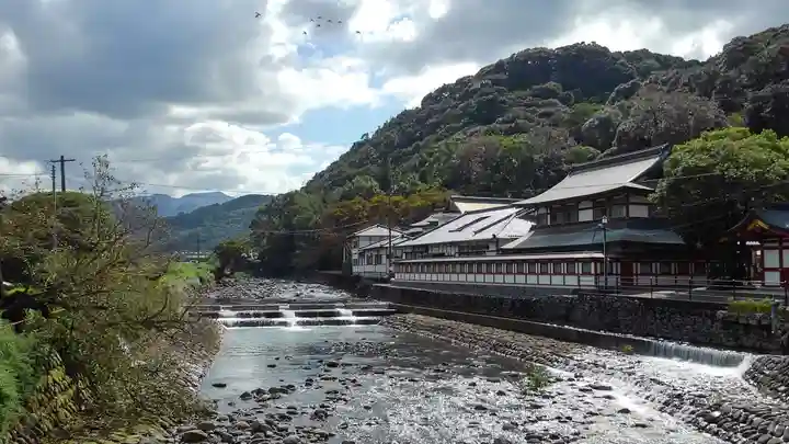 祐徳稲荷神社の周辺