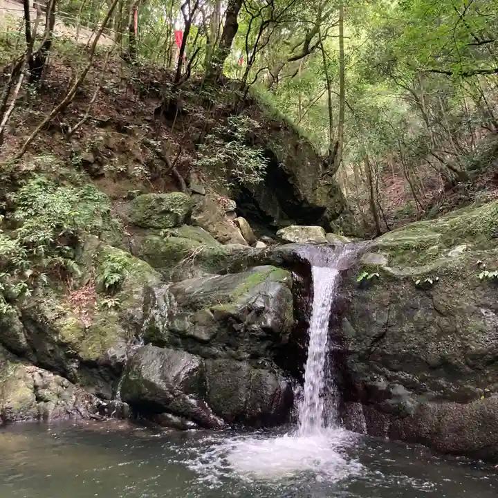 大本山七宝瀧寺(大阪府)