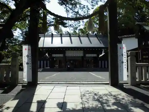 伊勢山皇大神宮の鳥居