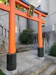 穴八幡宮の鳥居