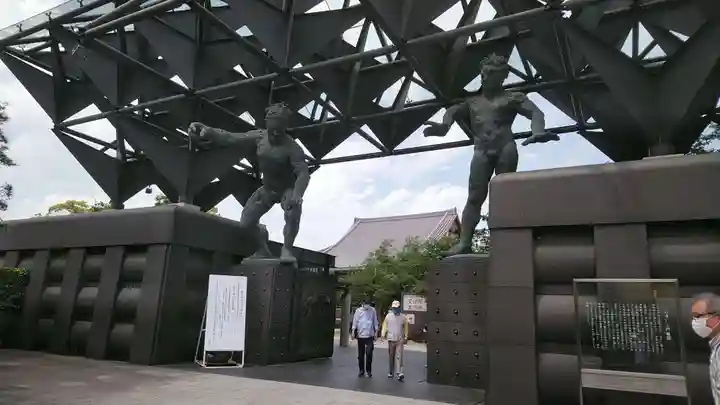 一心寺の山門・神門