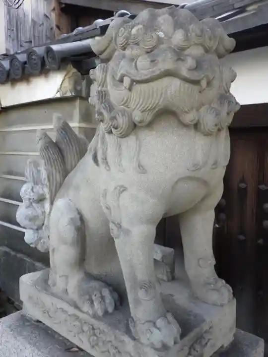 霊光殿天満宮の狛犬