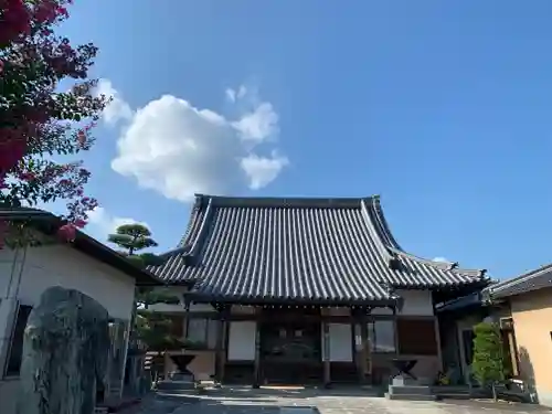 宝性寺の本殿・本堂