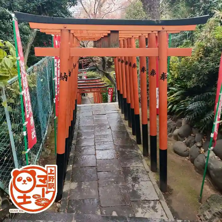 花園稲荷神社の鳥居