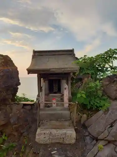 白山神社の末社