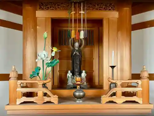 岩船地蔵堂(神奈川県)