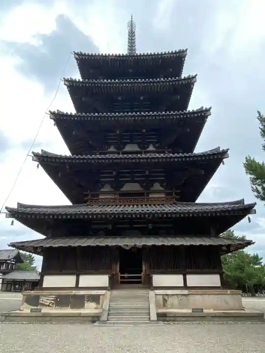 法隆寺の{uncategorized: "未分類", other: "その他", undefined: "問題あり", building: "その他建物", grave: "お墓", sacred_gate: "鳥居", guardian: "狛犬", statue: "像", buddha: "仏像", history: "歴史", nature: "自然", garden: "庭園", animal: "動物", pagoda: "塔", temizu: "手水舎", mountain_gate: "山門・神門", sanctuary: "本殿・本堂", subordinate: "末社・摂社", art: "芸術", scenery: "景色", jizo: "地蔵", ema: "絵馬", goshuin: "御朱印", omikuji: "おみくじ", items: "授与品その他", amulet: "お守り", goshuincho: "御朱印帳", eats: "食事", festival: "お祭り", votive_dance: "神楽", shichigosan: "七五三参", wedding: "結婚式", experience: "体験その他", initially: "初詣", around: "周辺", anti_infection: "感染症対策"}