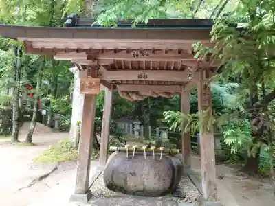 玉作湯神社の手水舎