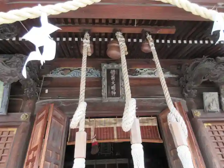 一瓶塚稲荷神社の本殿・本堂