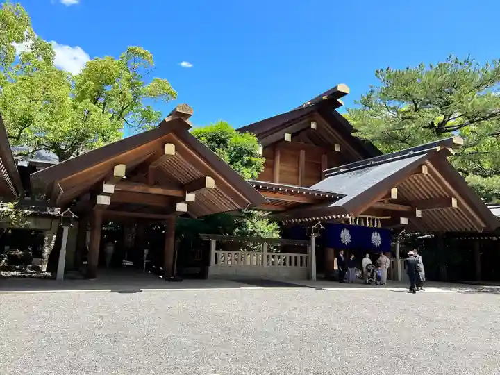 熱田神宮の本殿・本堂