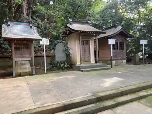 諏訪神社の末社