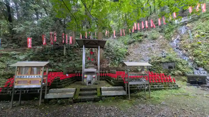 持寳院(多氣山不動尊)の{uncategorized: "未分類", other: "その他", undefined: "問題あり", building: "その他建物", grave: "お墓", sacred_gate: "鳥居", guardian: "狛犬", statue: "像", buddha: "仏像", history: "歴史", nature: "自然", garden: "庭園", animal: "動物", pagoda: "塔", temizu: "手水舎", mountain_gate: "山門・神門", sanctuary: "本殿・本堂", subordinate: "末社・摂社", art: "芸術", scenery: "景色", jizo: "地蔵", ema: "絵馬", goshuin: "御朱印", omikuji: "おみくじ", items: "授与品その他", amulet: "お守り", goshuincho: "御朱印帳", eats: "食事", festival: "お祭り", votive_dance: "神楽", shichigosan: "七五三参", wedding: "結婚式", experience: "体験その他", initially: "初詣", around: "周辺", anti_infection: "感染症対策"}