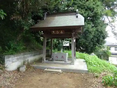 林神社の手水舎