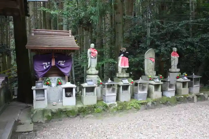 宝山寺奥之院(奈良県)